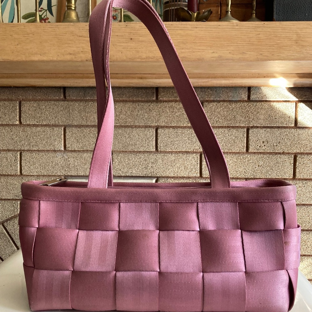 Harveys The Original Seatbelt Bag Purse Blush Pink